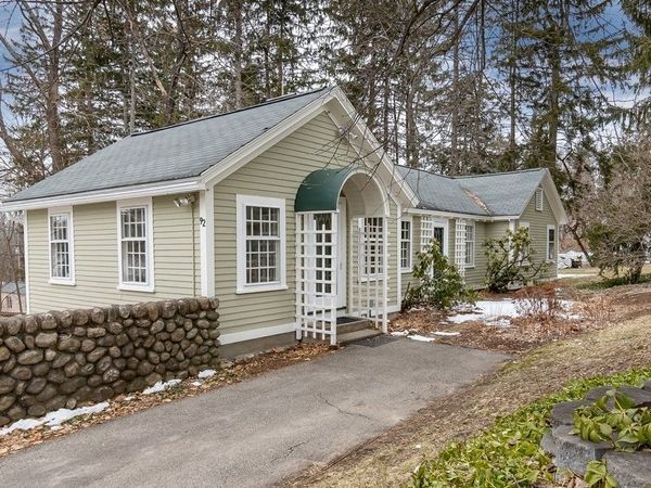 92 Farmers Row, Groton, MA 01450