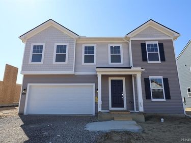 606 Harvest Way, Chelsea, MI 48118