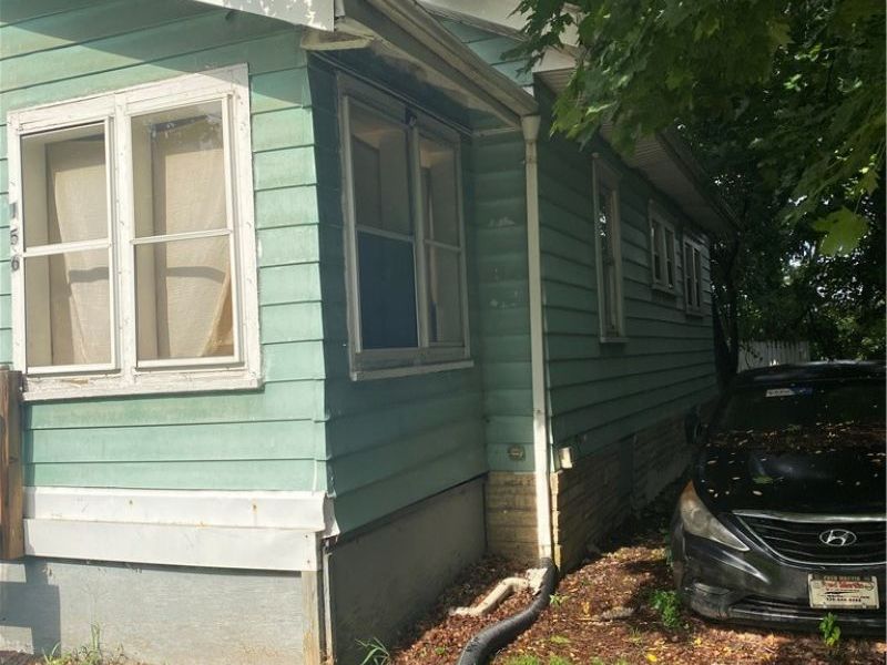 156 Roger Avenue, Akron, OH 44305 Photo 4