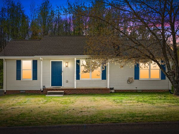 710 Donna Ct , Clarksville, TN 37042