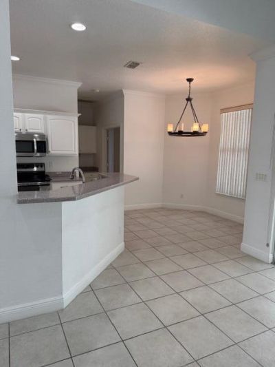 522 SE Nome Drive, Port Saint Lucie, FL 34984 Photo