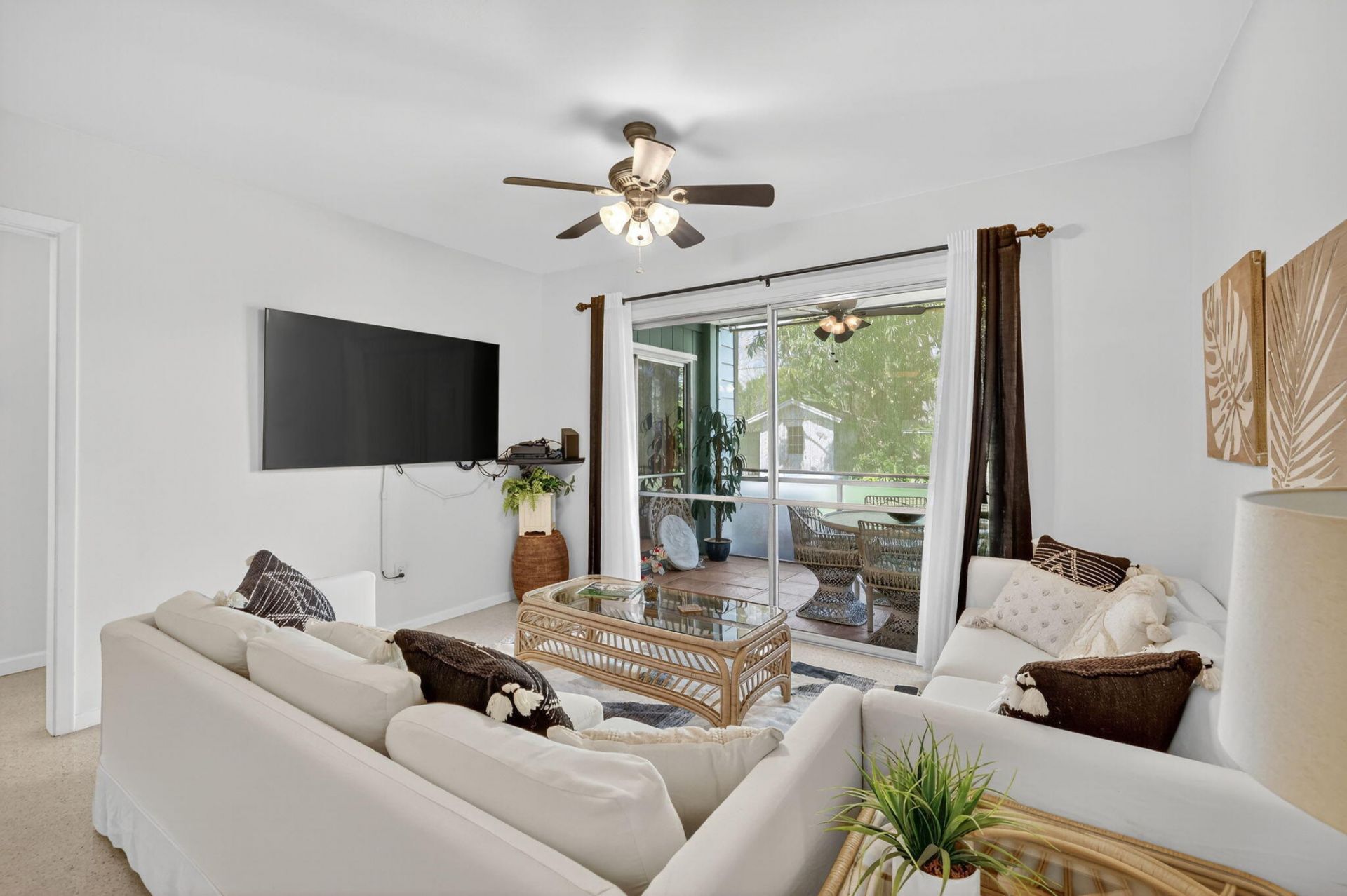 262 SE Monterey Avenue, Stuart, FL 34996 Photo