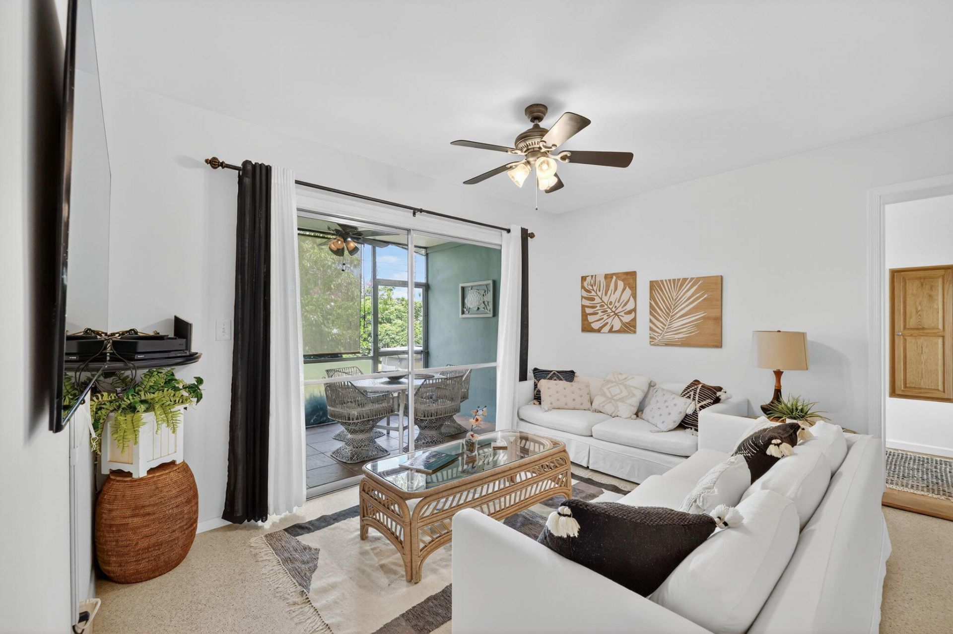 262 SE Monterey Avenue, Stuart, FL 34996 Photo