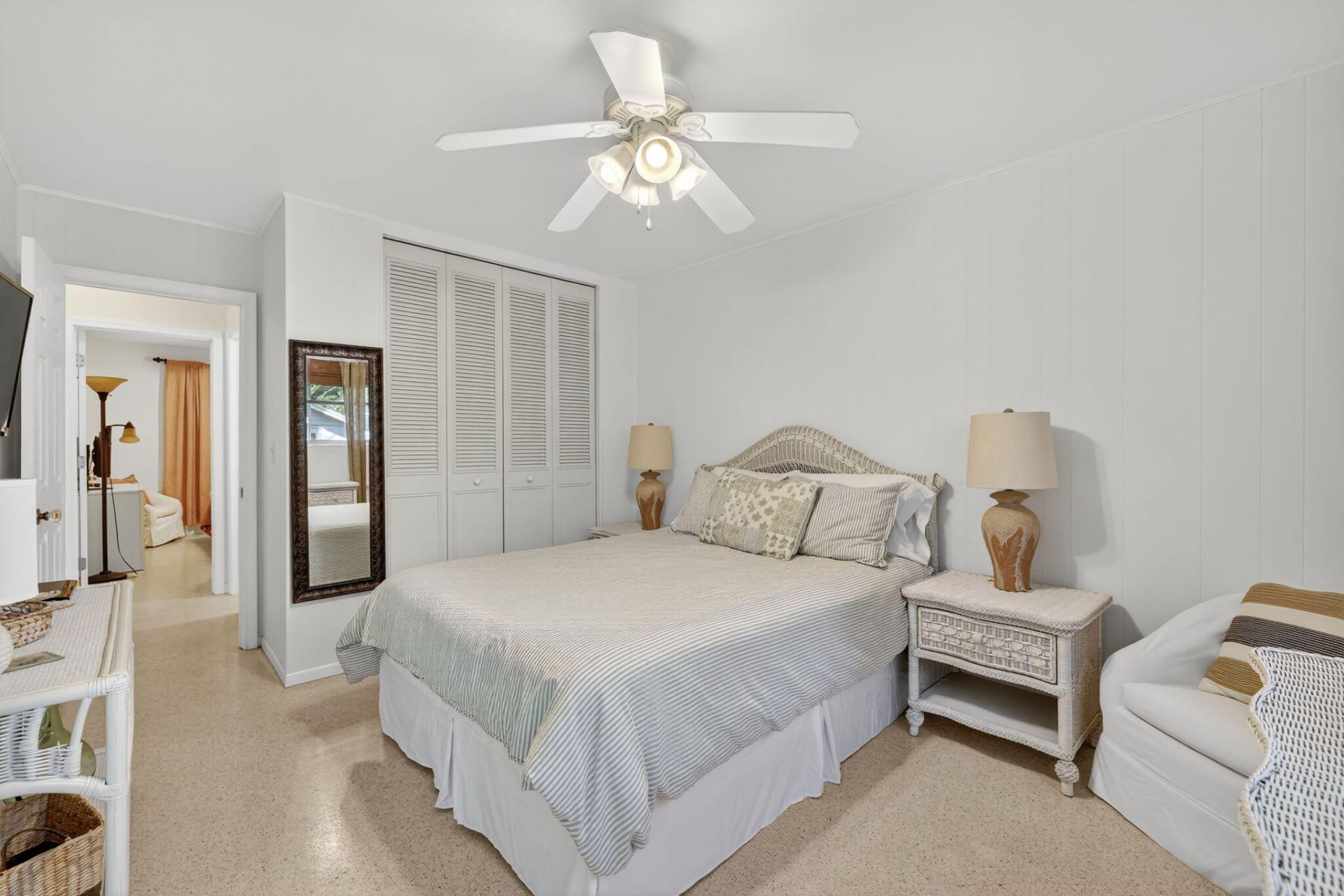 262 SE Monterey Avenue, Stuart, FL 34996 Photo