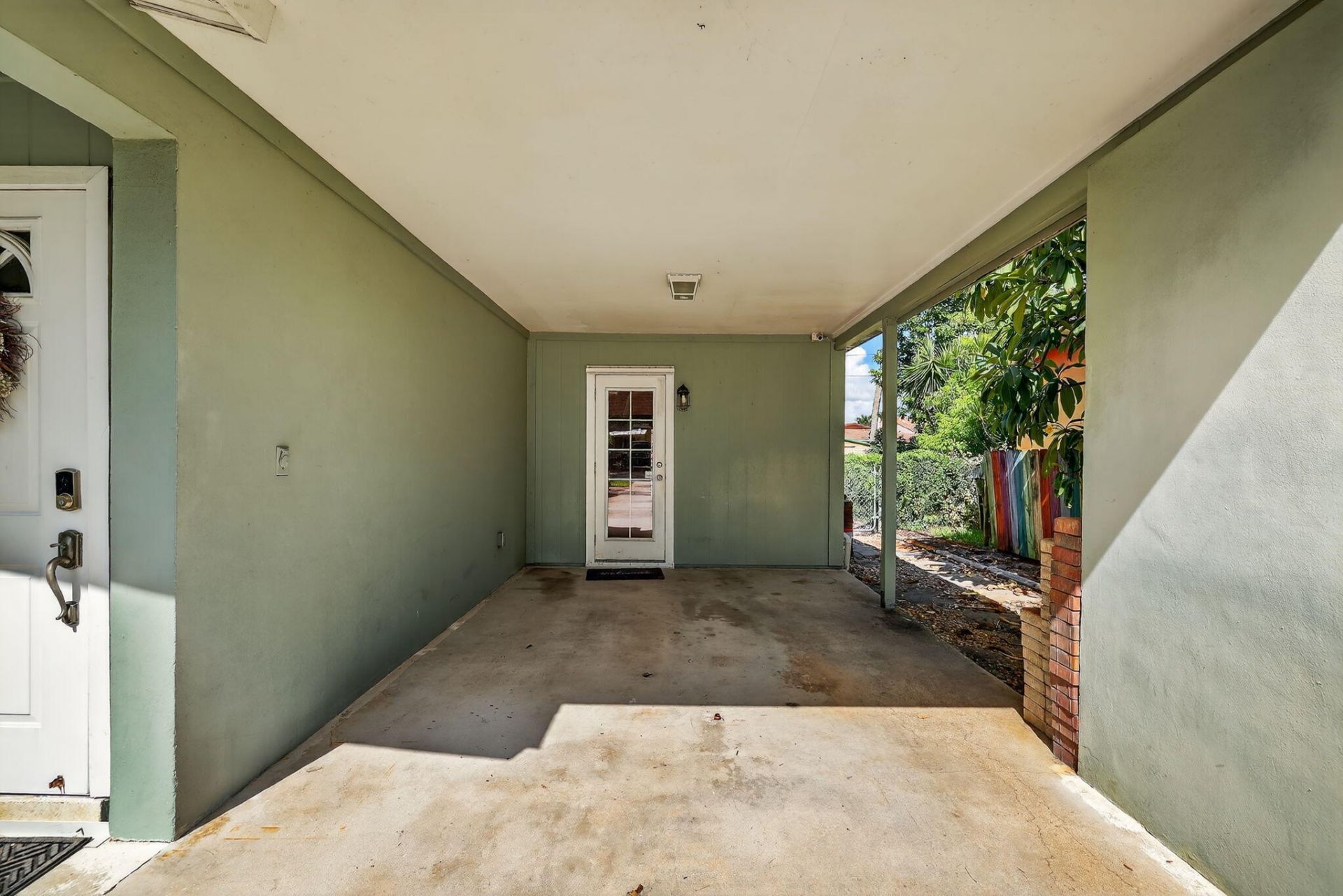 262 SE Monterey Avenue, Stuart, FL 34996 Photo