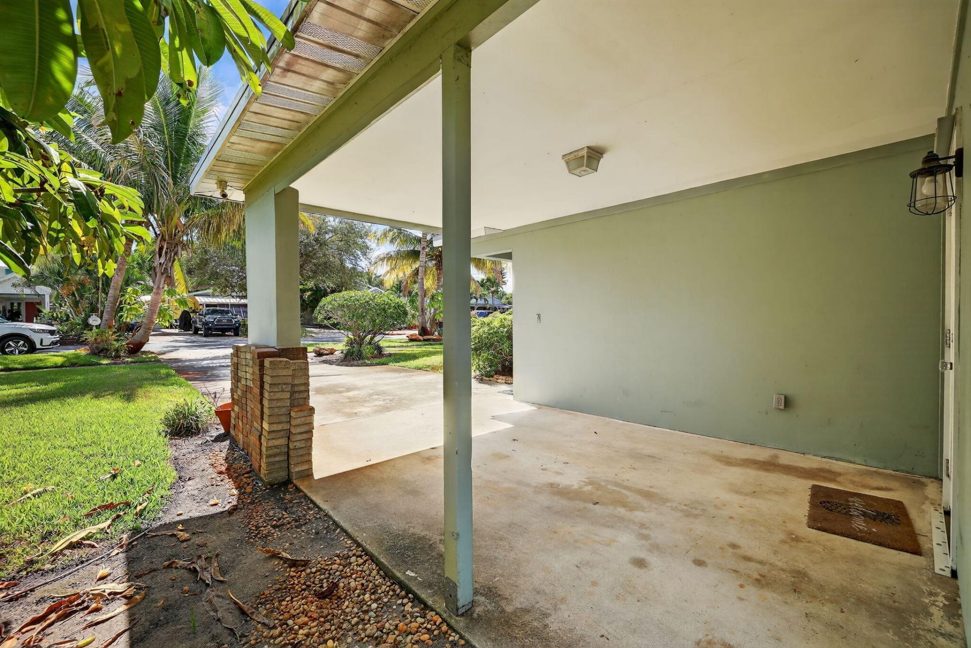 262 SE Monterey Avenue, Stuart, FL 34996 Photo