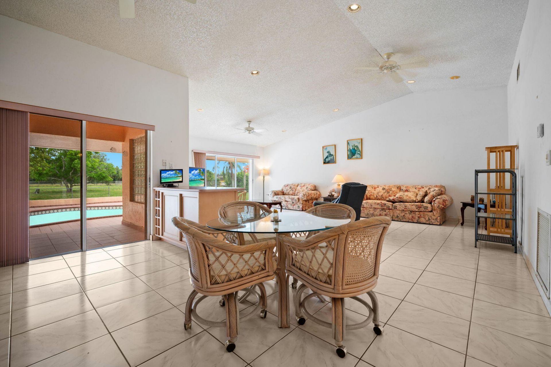 19340 SW 190th Street, Miami, FL 33187 Photo