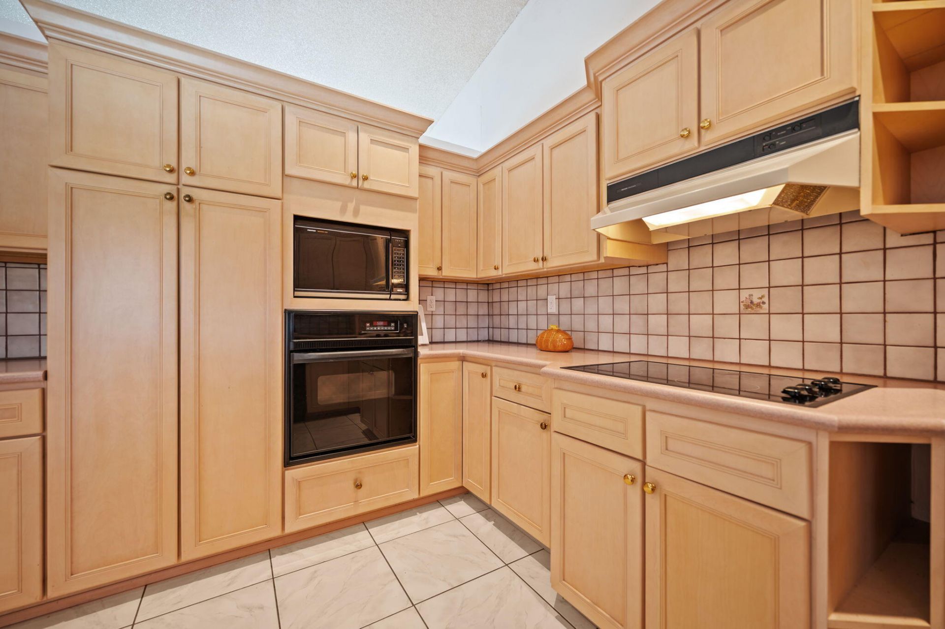 19340 SW 190th Street, Miami, FL 33187 Photo