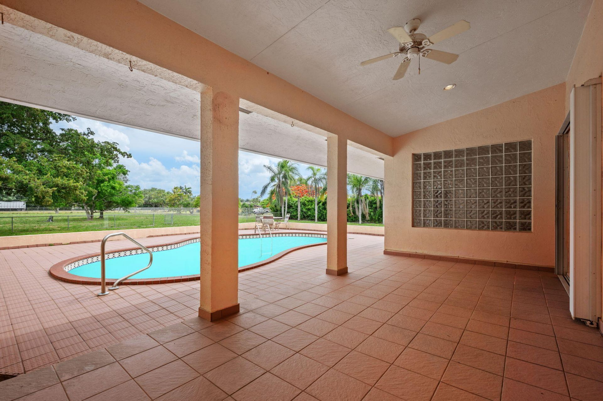 19340 SW 190th Street, Miami, FL 33187 Photo