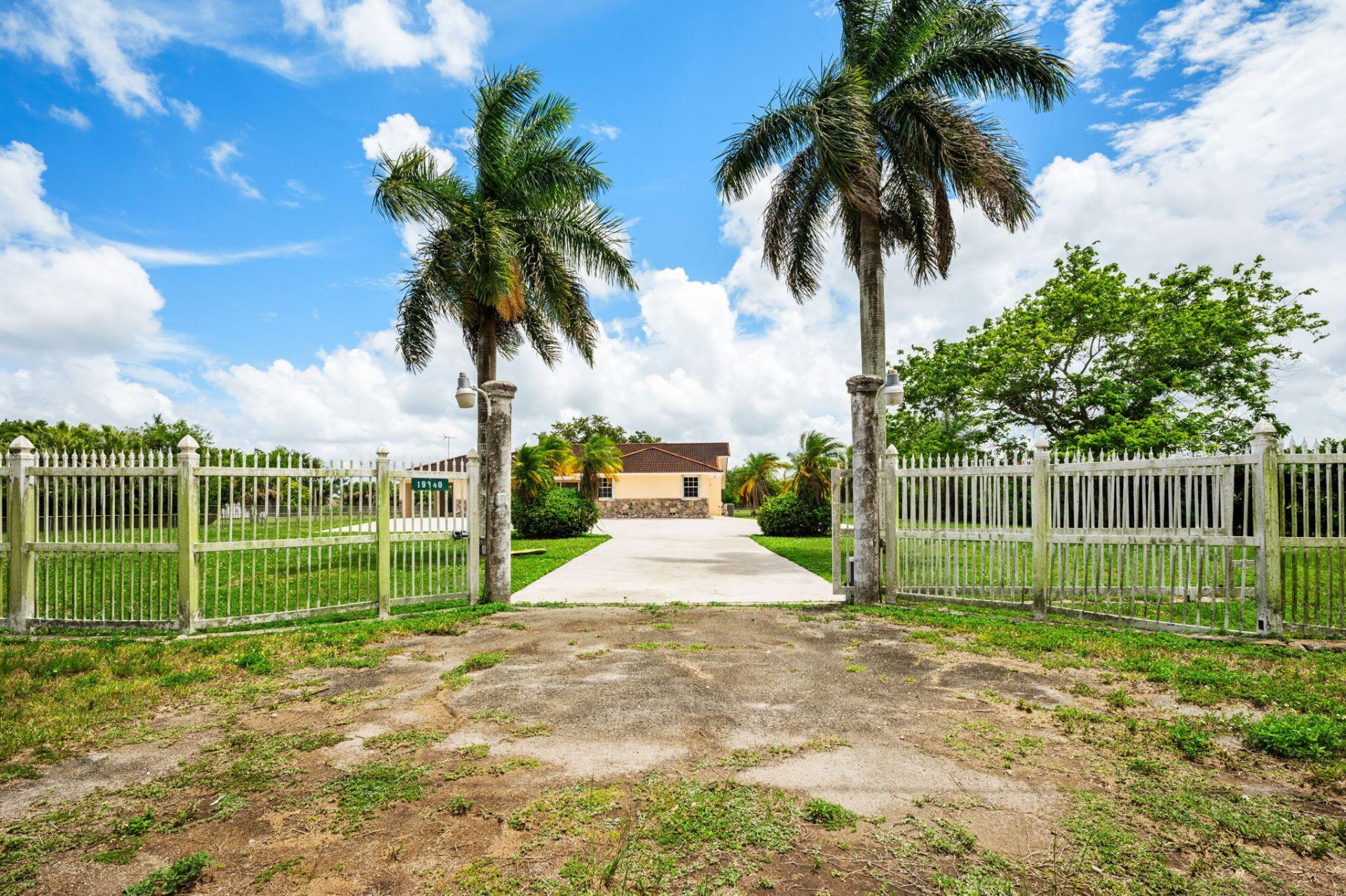 19340 SW 190th Street, Miami, FL 33187 Photo