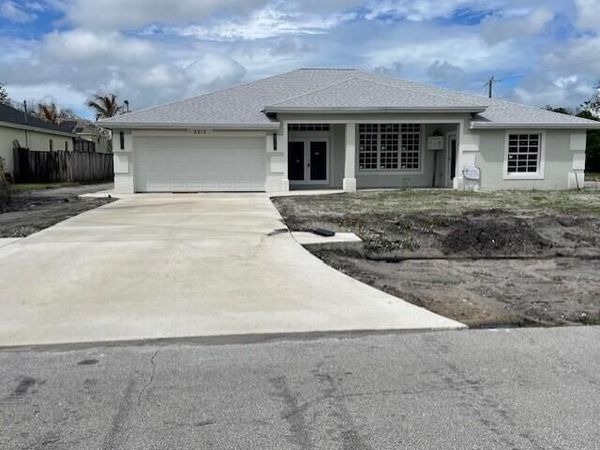 5315 NW Milner Drive, Port St. Lucie, FL 34983
