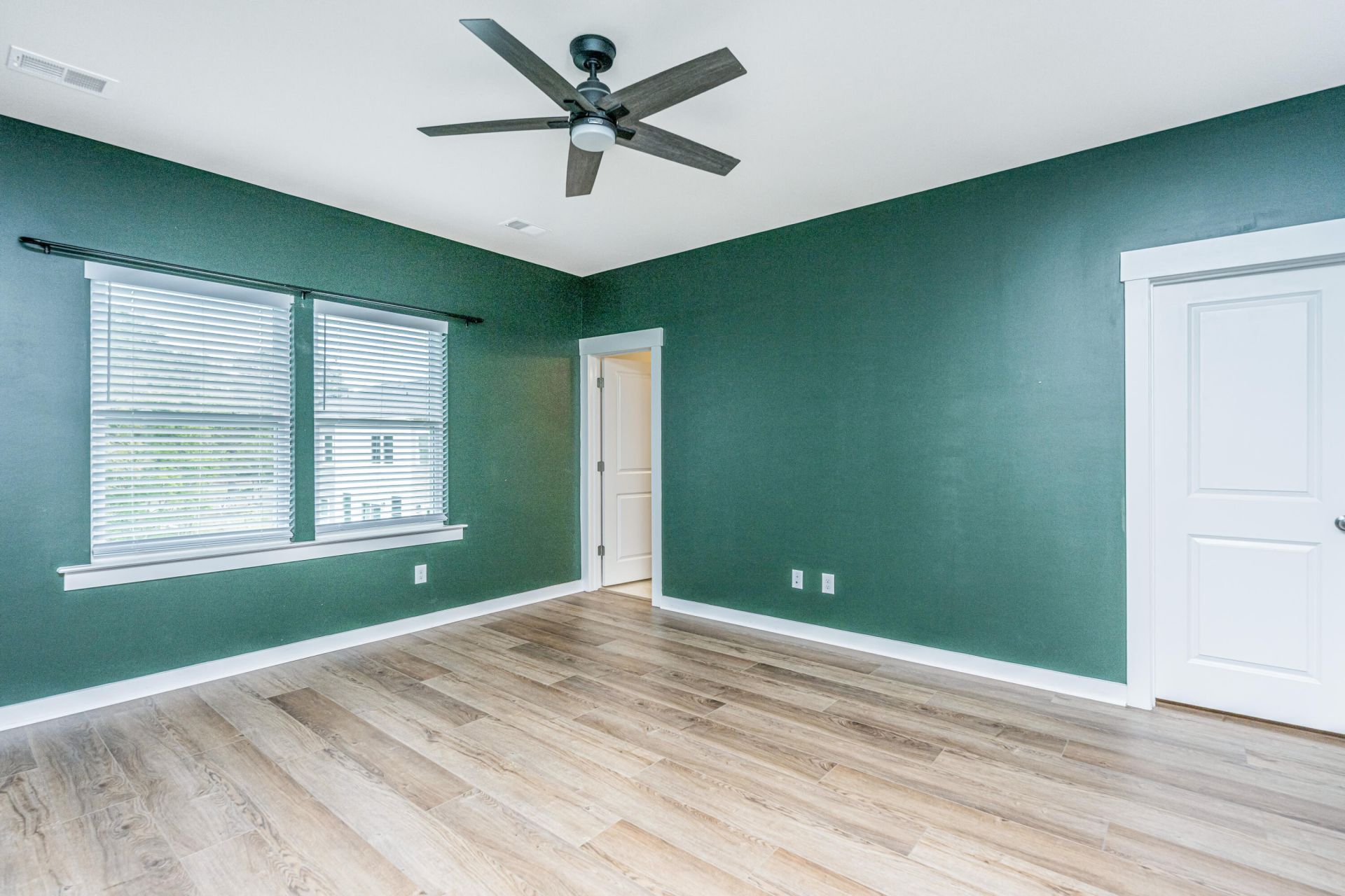 2004 Callaway Circle Photo 16