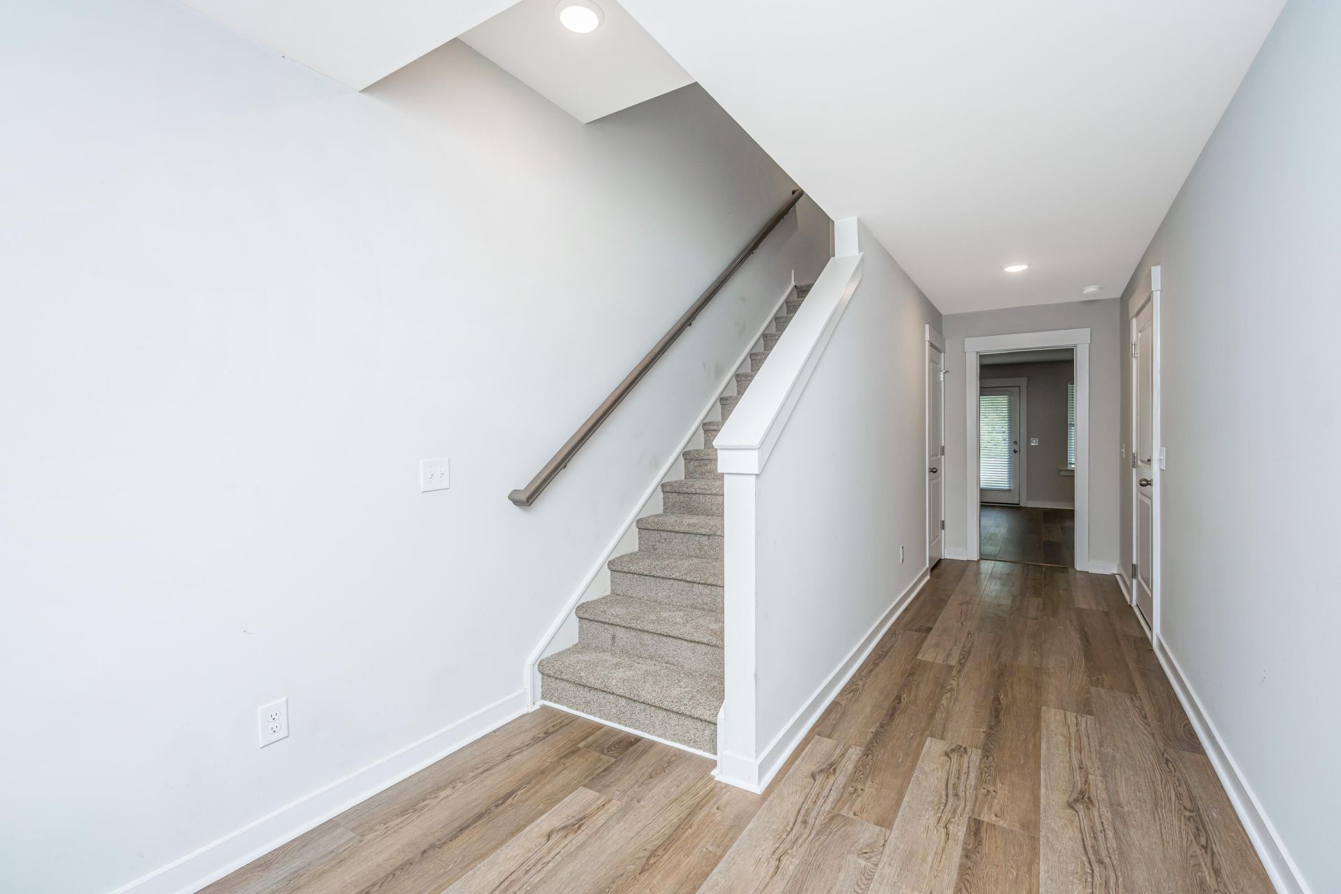 2004 Callaway Circle Photo 29