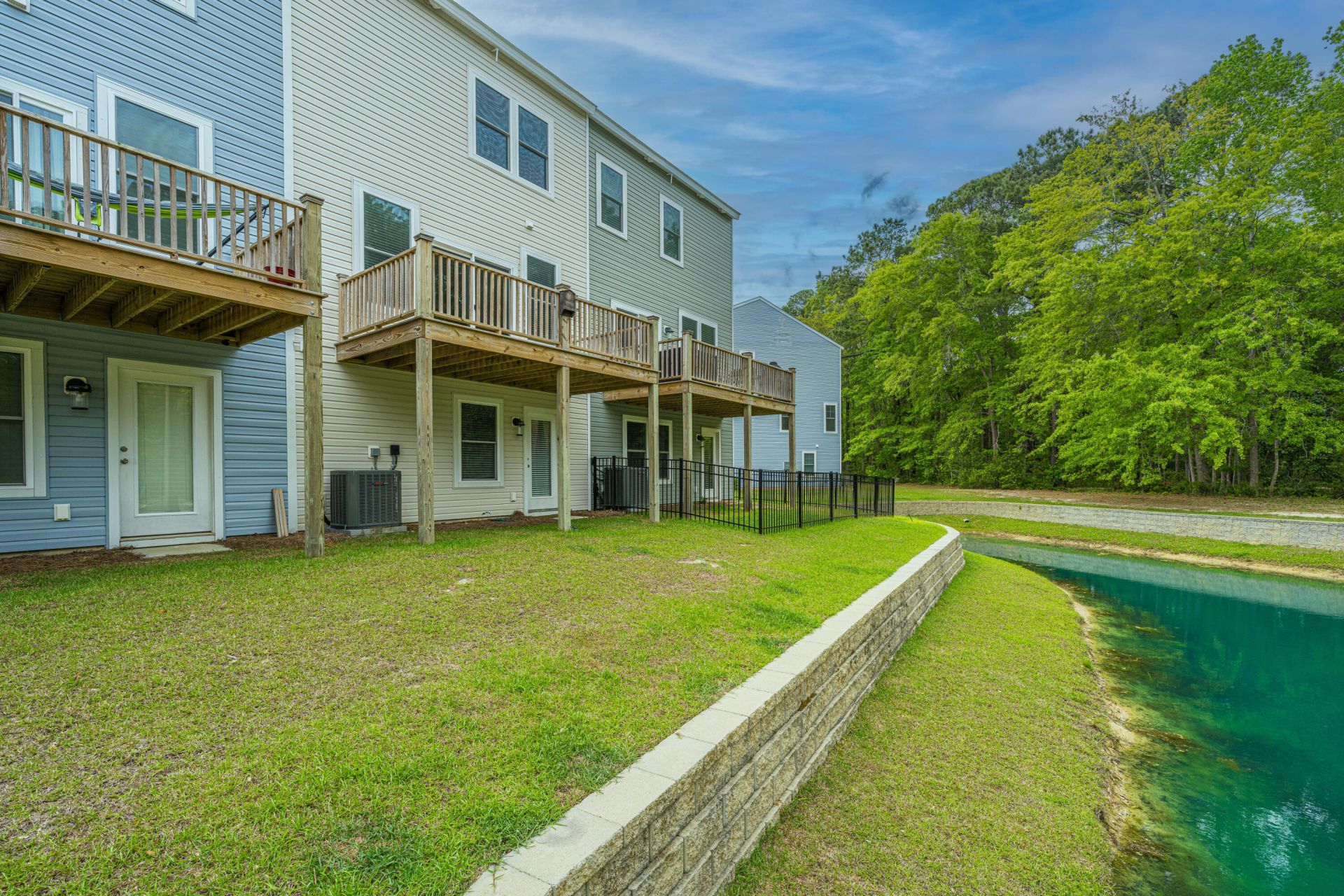 2004 Callaway Circle Photo 31