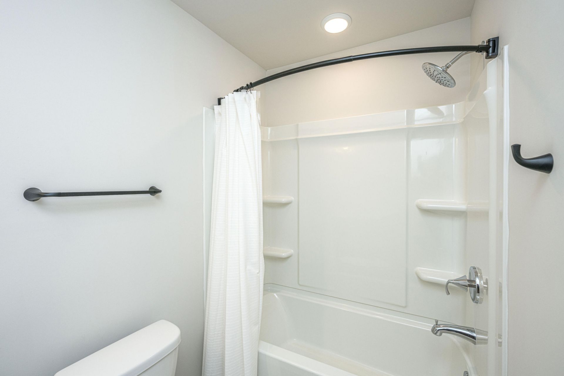 2004 Callaway Circle Photo 34