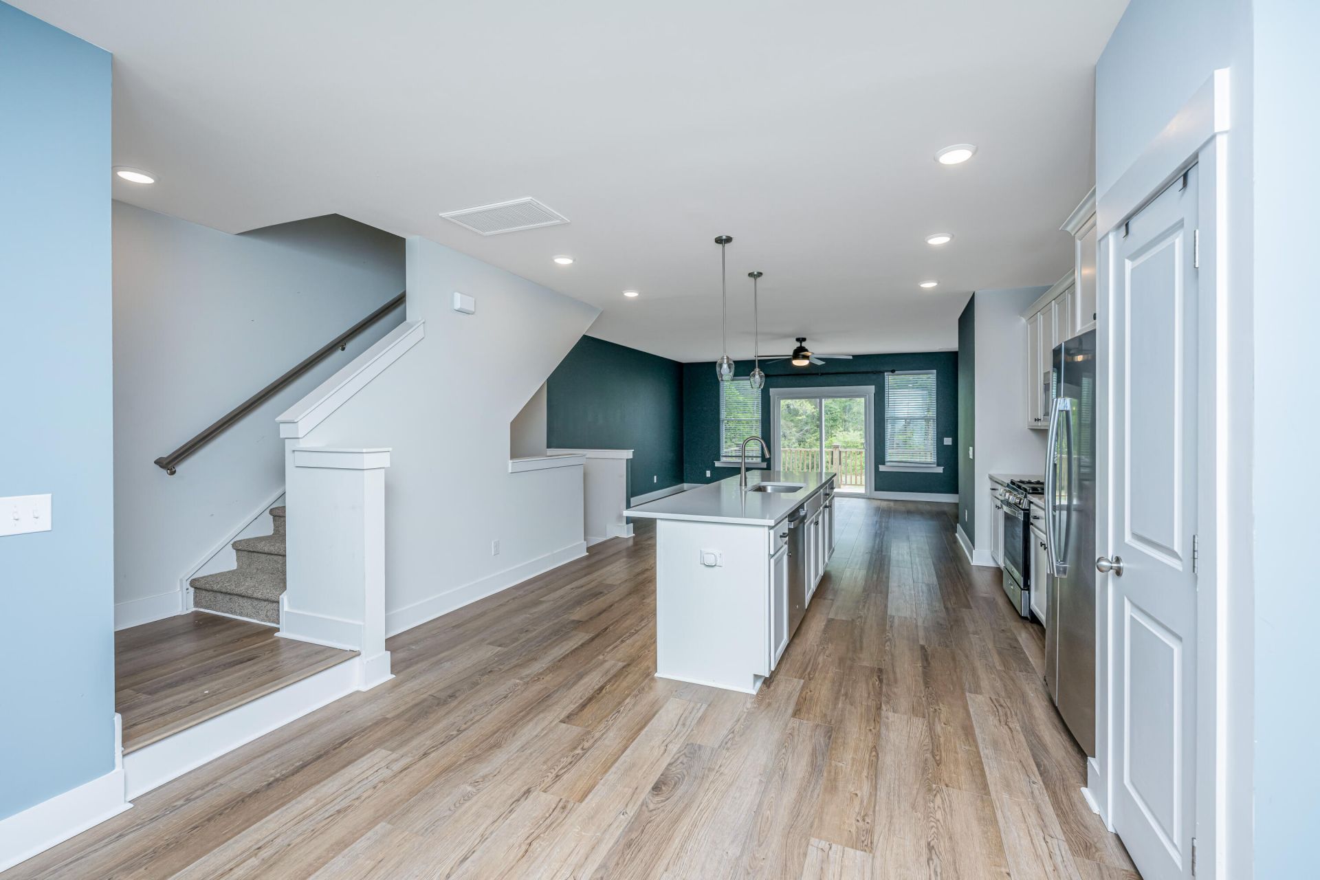 2004 Callaway Circle Photo 5