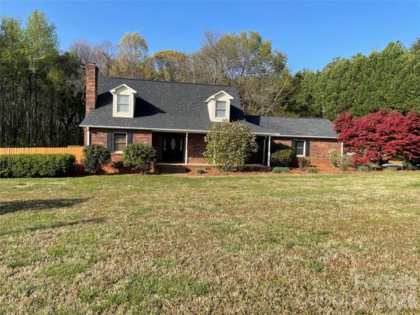1492 Peeler Road , Salisbury, NC 28146