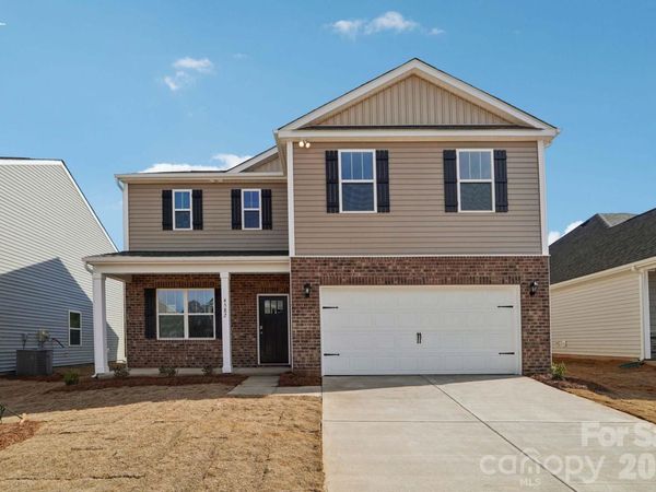 5127 Shallow Brook Drive , Charlotte, NC 28215