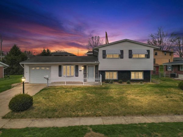 184 Florence Avenue , Logan, OH 43138