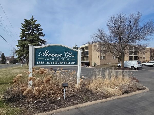 1855 Silver Bell Road , Unit 321, Eagan, MN 55122