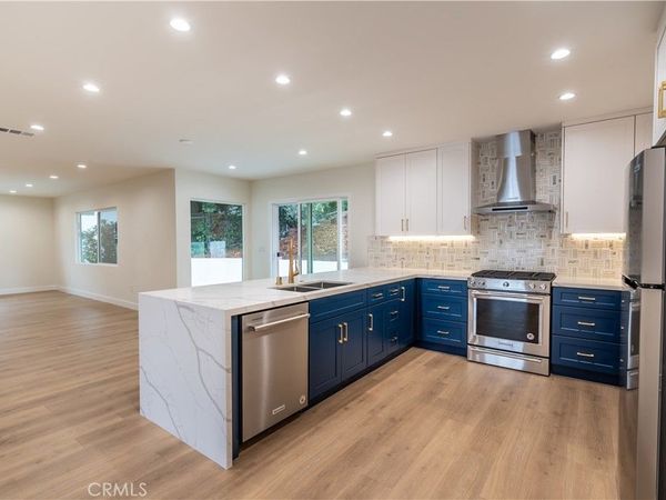 3362 Bellota , Los Angeles, CA 90027