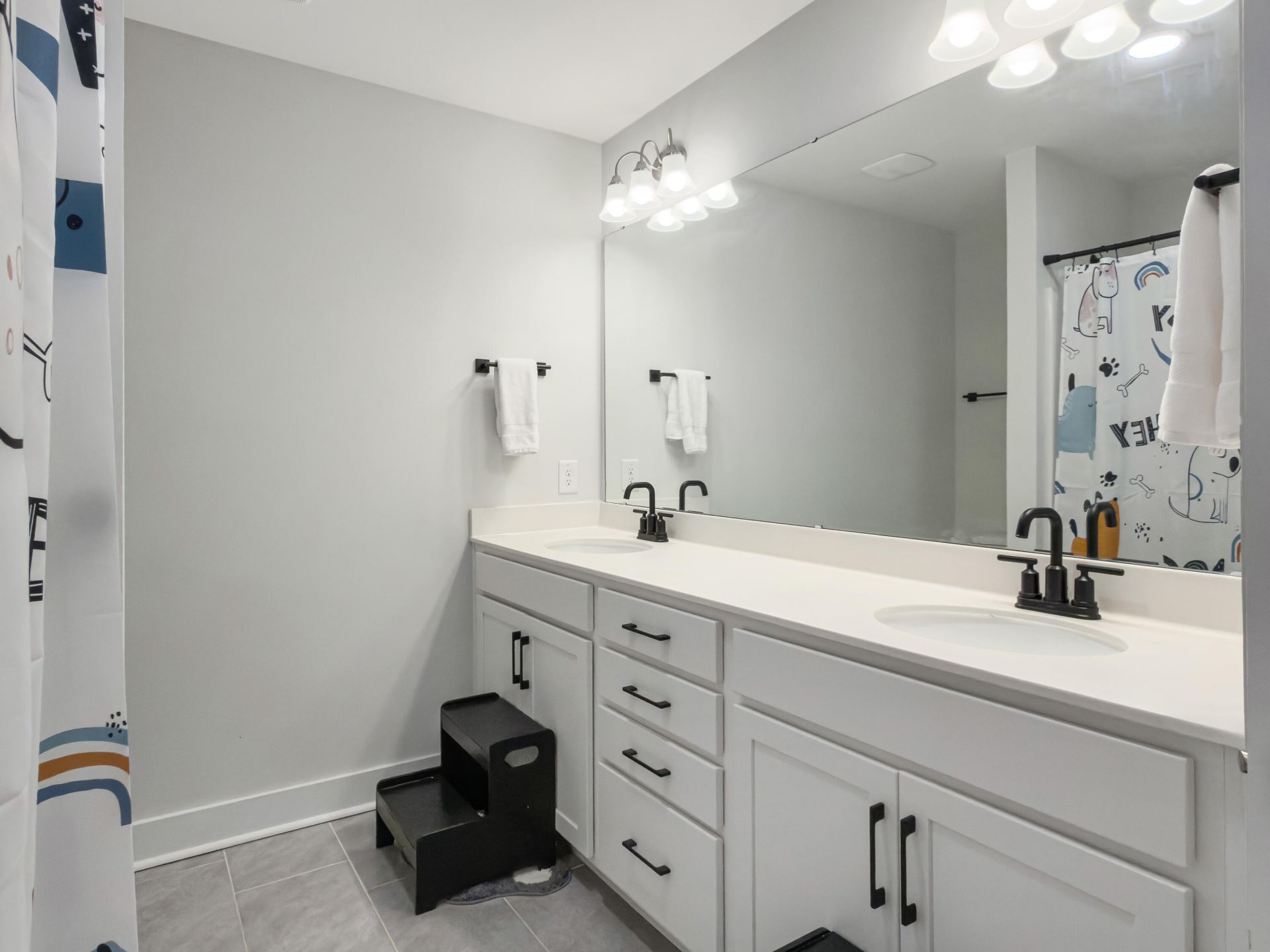 642 Sienna Way Photo 33