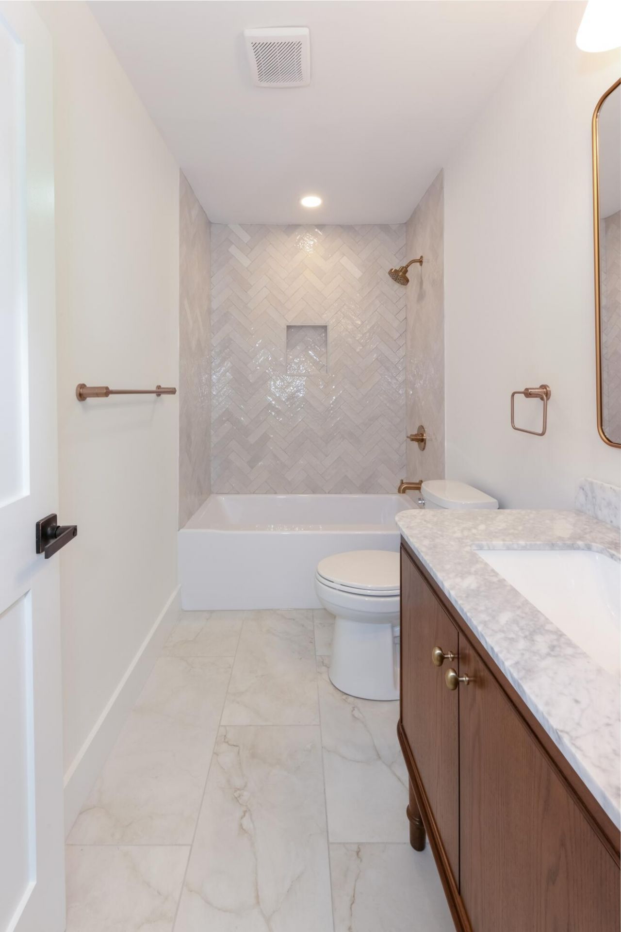 30 H Street Photo 20