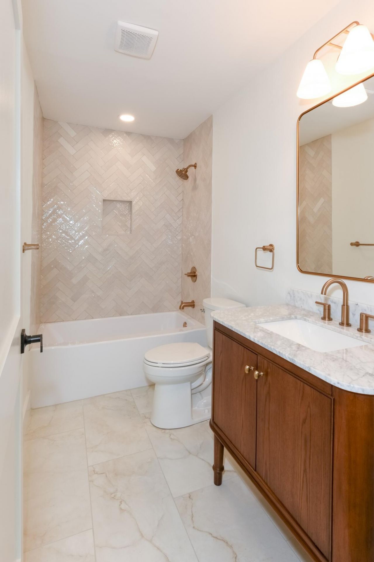 30 H Street Photo 21