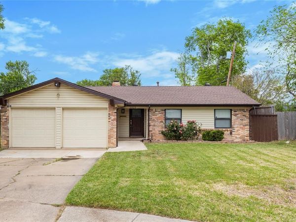 3925 Wind River Court , Irving, TX 75062