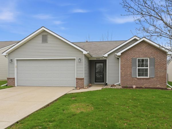 4028 Ravens Cove Run, Fort Wayne, IN 46818