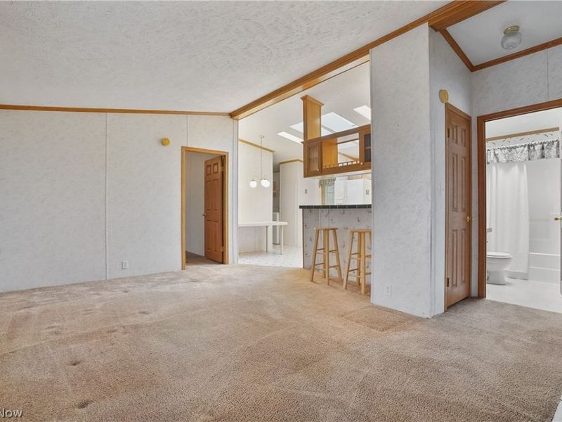 228 Troy Oaks Drive, Hiram, OH 44234 Photo 11