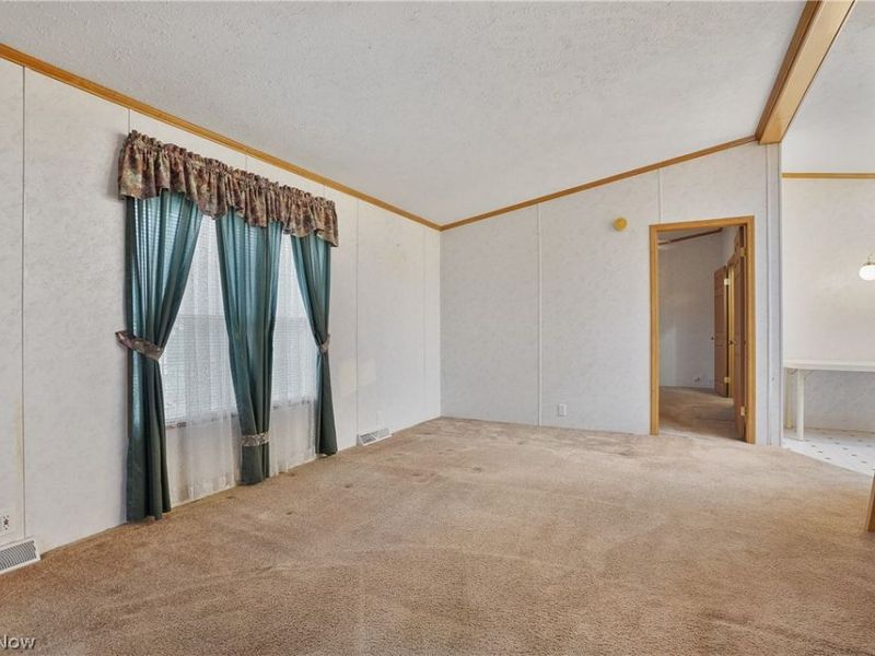 228 Troy Oaks Drive, Hiram, OH 44234 Photo 21