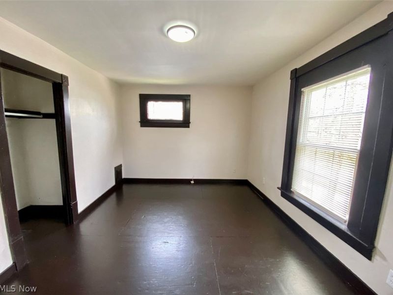 390 Doyle Street, Akron, OH 44303 Photo 16