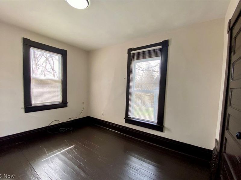 390 Doyle Street, Akron, OH 44303 Photo 18