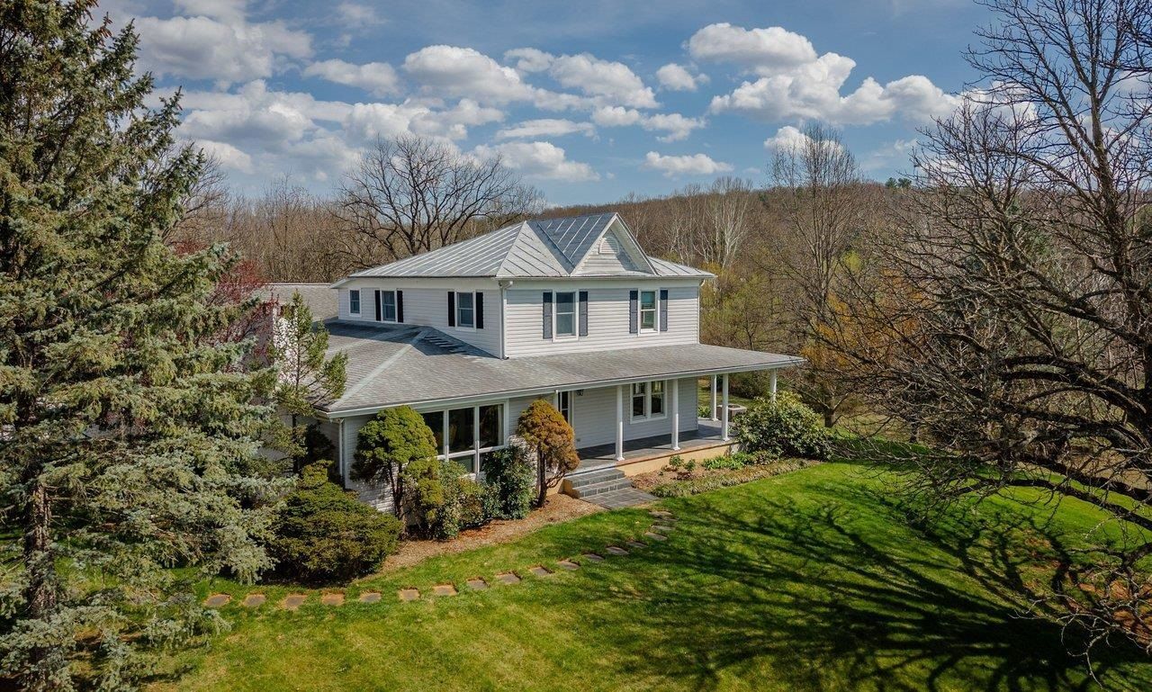 16540 Stoney Lea Ln, Elkton, VA 22827 Main Photo