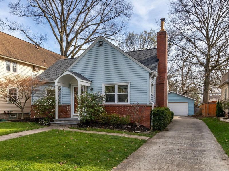 373 Northridge Road, Columbus, OH 43214 Photo 1