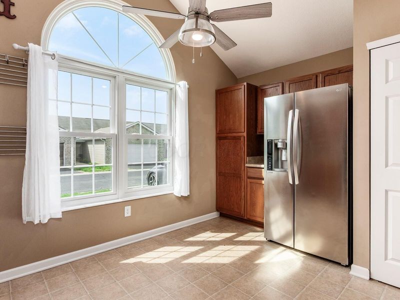 8406 Diversey Loop, Blacklick, OH 43004 Photo 14