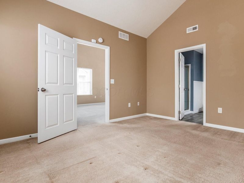 8406 Diversey Loop, Blacklick, OH 43004 Photo 21