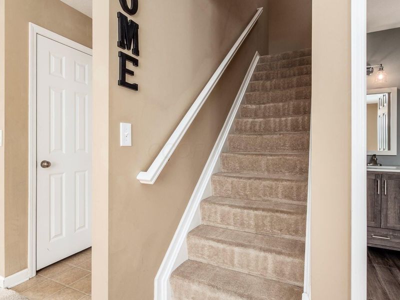 8406 Diversey Loop, Blacklick, OH 43004 Photo 24