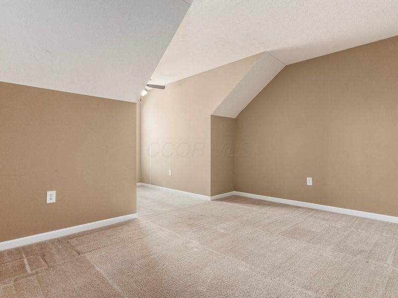 8406 Diversey Loop, Blacklick, OH 43004 Photo 29