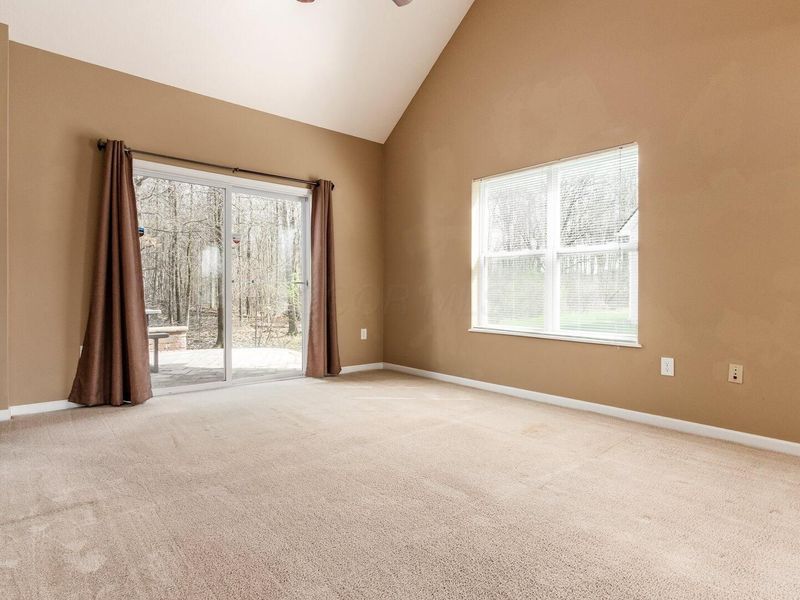 8406 Diversey Loop, Blacklick, OH 43004 Photo 7