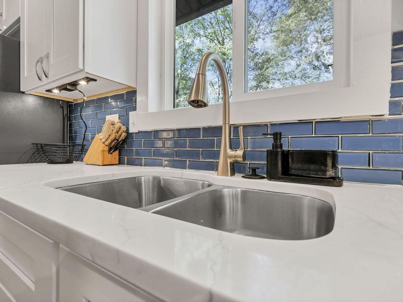 298 Tillamook Lane, Bremen, OH 43107 Photo 15