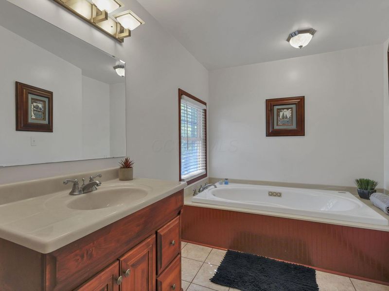 298 Tillamook Lane, Bremen, OH 43107 Photo 23