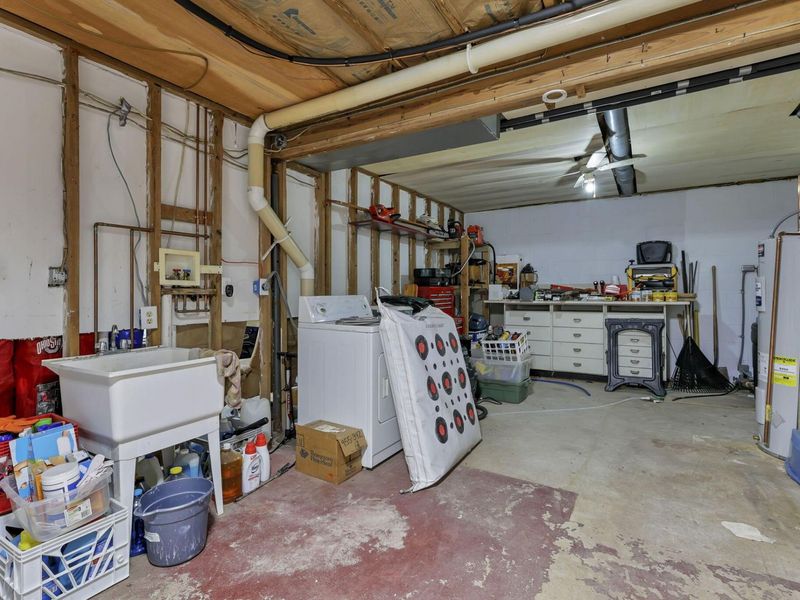 298 Tillamook Lane, Bremen, OH 43107 Photo 32