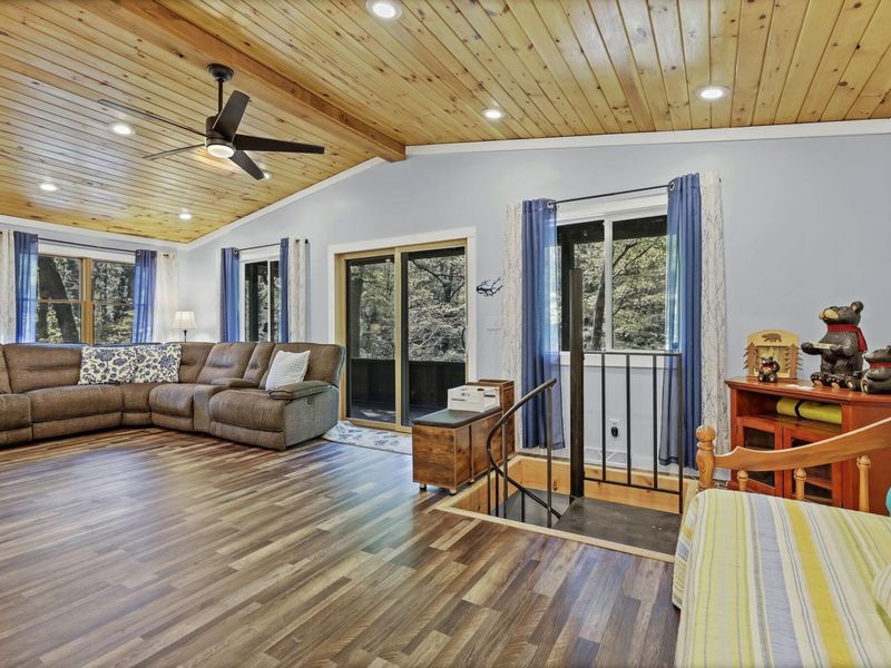 298 Tillamook Lane, Bremen, OH 43107 Photo 5