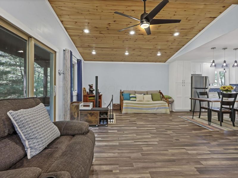 298 Tillamook Lane, Bremen, OH 43107 Photo 7