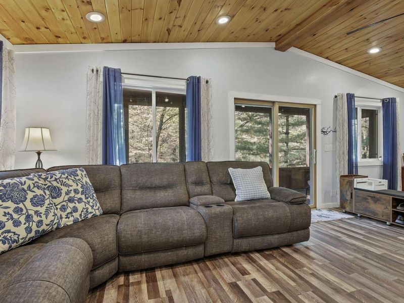 298 Tillamook Lane, Bremen, OH 43107 Photo 9