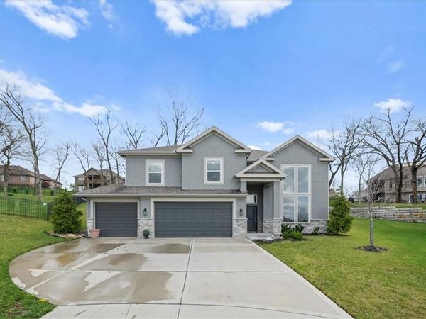 5807 N Bell Court, Kansas City, MO 64118