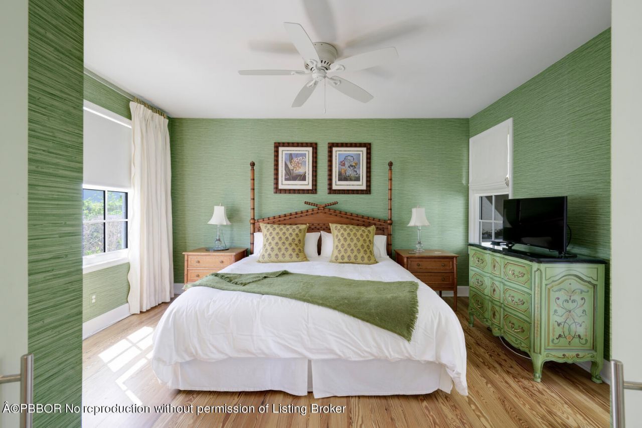 260 Oleander Avenue, Unit E3, Palm Beach, FL 33480 Photo