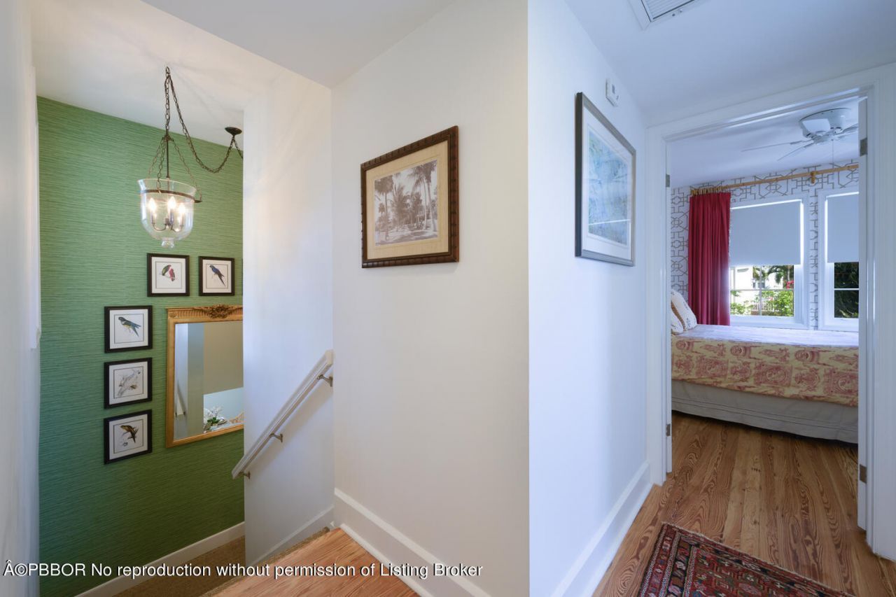 260 Oleander Avenue, Unit E3, Palm Beach, FL 33480 Photo